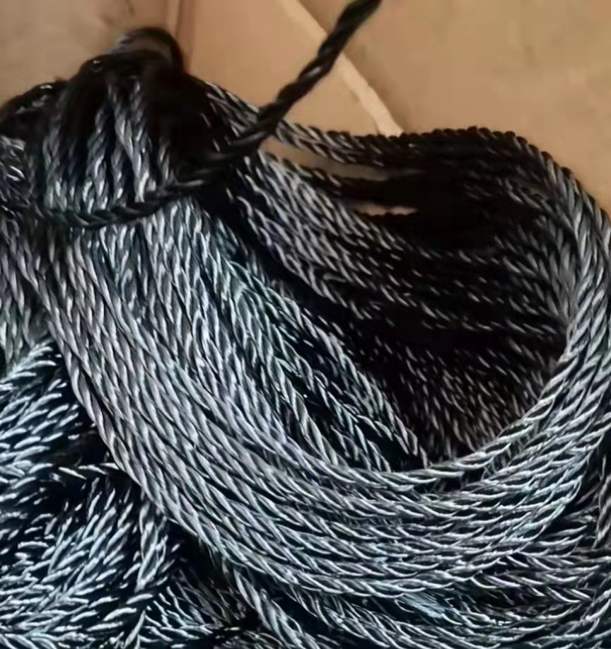 Carbon fiber rope strength